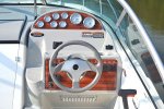 Bay_MY10_245_helm_2161.jpg