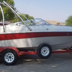 1996 Four Winns Horizon 220