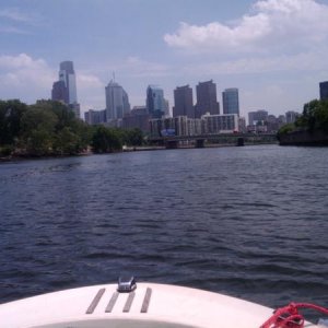 Boating up the Delaware 6..5.10 015