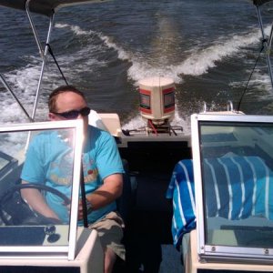 Boating up the Delaware 6..5.10 001