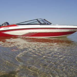 "Noon Day Sun"
'90 Glastron 200GX/Johnson 200GT