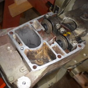 Patiently awaiting a new gasket for powerhead / lower unit assembly!