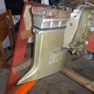 Very clean engine for the year, no salt water use. Not bad for $100.00!