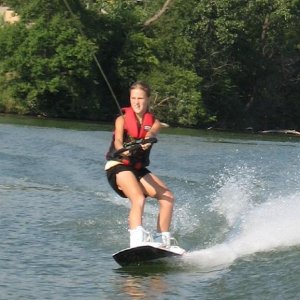 Jenna shreadin the wakeboard