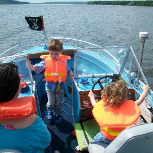 2009 8 3 ON THE BOAT B RESIZED