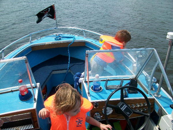 2009 08 03 ON THE BOAT A resized