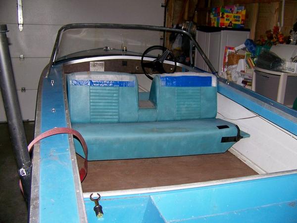 72 Falcon - yup needs seats recovered or replaced.