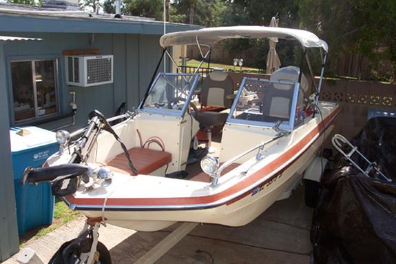 Boat 2
Shot with the top up.