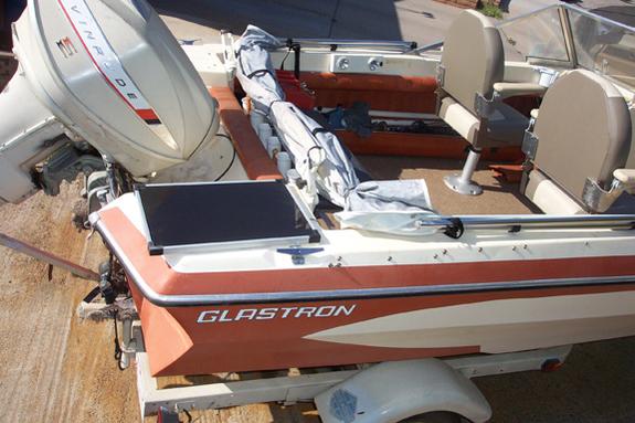 Boat 8
Solar battery charger.