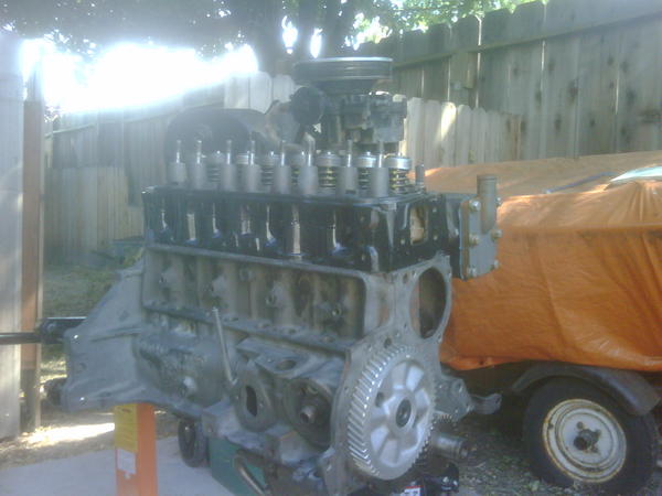 Engine w/exhaust mainfold