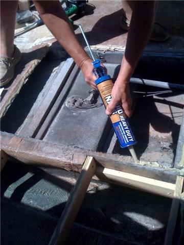 I put here liquid nails on wood