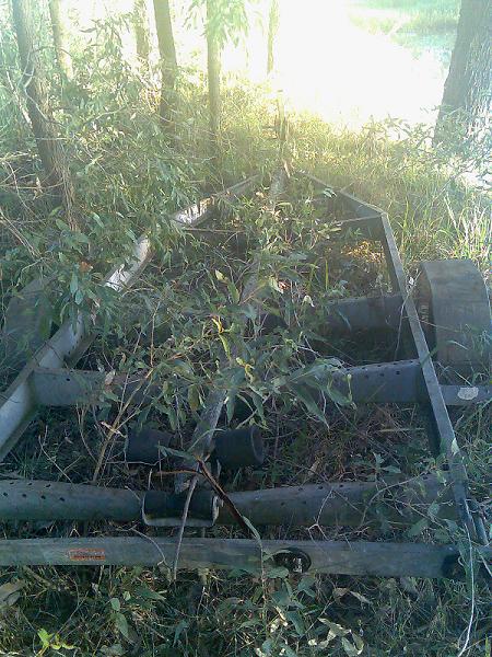 Solid Galvenised trailer with rollers, Winch, Tyres..but no lights.
