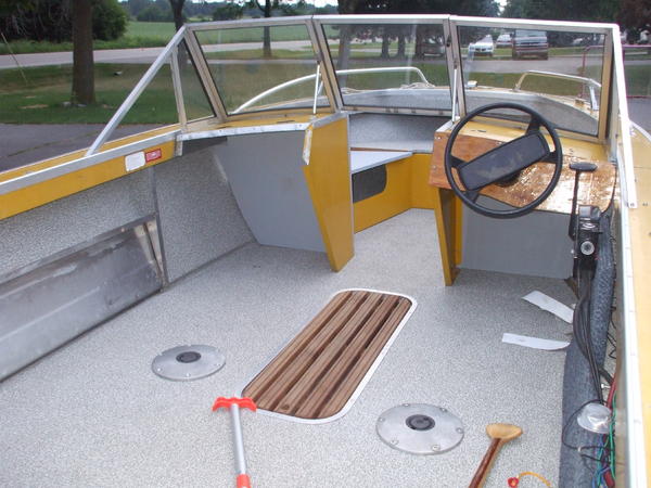 The interior is progressing, love the Nautolex marine vinyl.