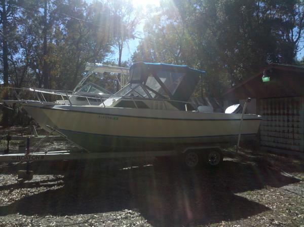 The mystery boat, Aquasport 222 Walkaround?