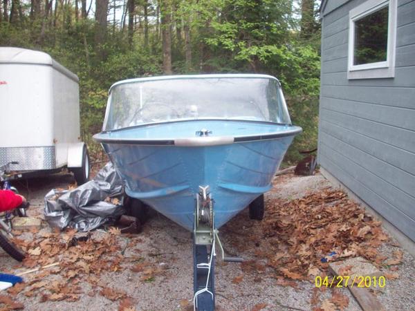 This is what she looke dlike the day I bought her.  72 Starcraft Falcon